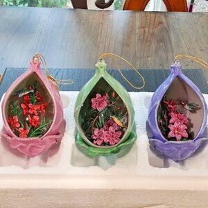 Bradford Editions Lena Liu's Garden Glories Ornaments (3) Hummingbirds